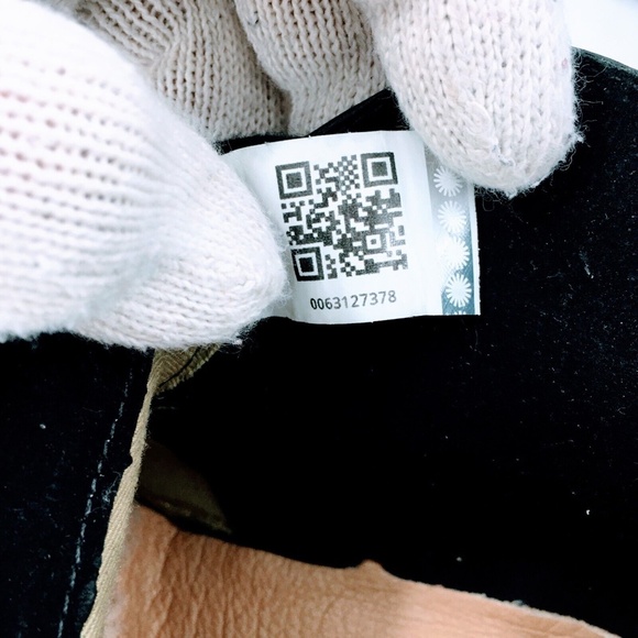 UGG Mens Chukka Boot Black Crinkled Leather Leighton Desert Shoe Crepe Sole 10.5 - Picture 12 of 13